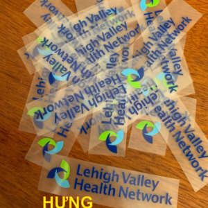 nhãn ép chuyển nhiệt quần áo